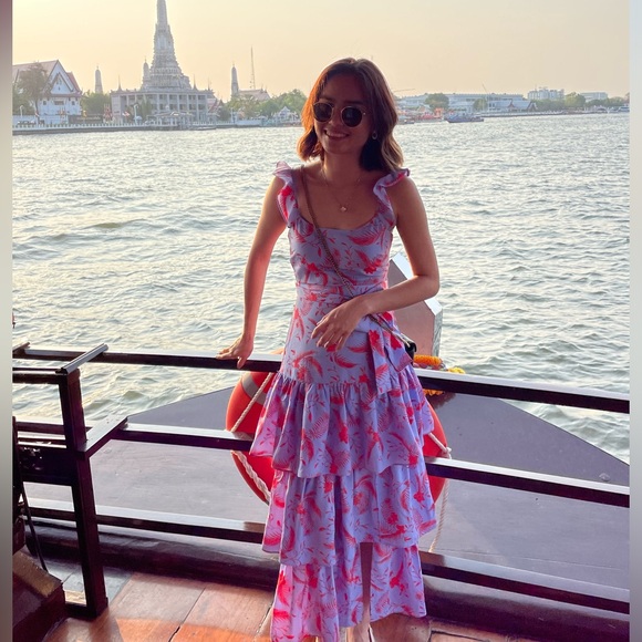 Likely Dresses & Skirts - Likely Juno Floral Tiered Midi Dress in Periwinkle size 00